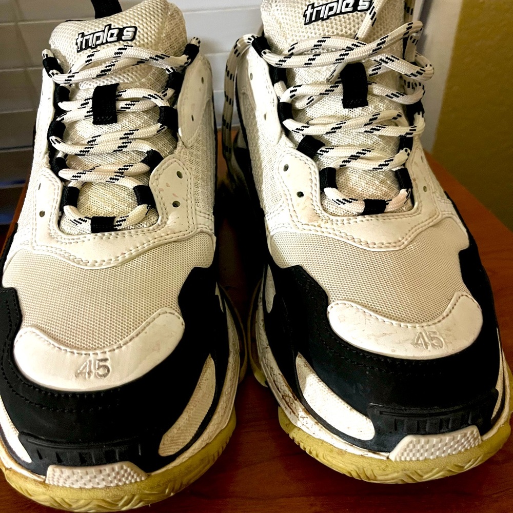 BALENCIAGA TRIPLES black and white size 12
